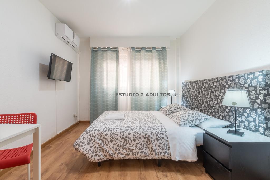 Apartamentos Arapiles Madrid Exterior photo